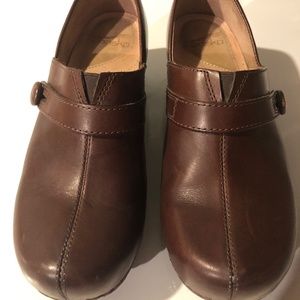 Dansko Womens Solstice Brown Clogs Size 38